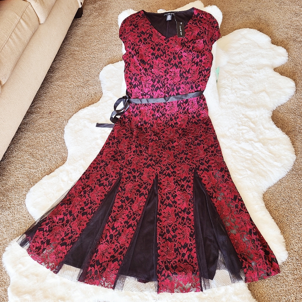 NWT! Candalite Black Maroon Petite evening  Dress 👗 PXL (chest: 42 inch)